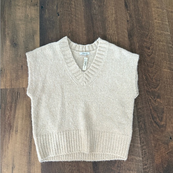 Madewell Sweaters - Madewell Cream Sweater Vest XS
